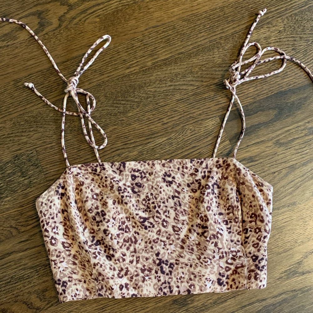 Wilfred top size small purchased from Aritzia